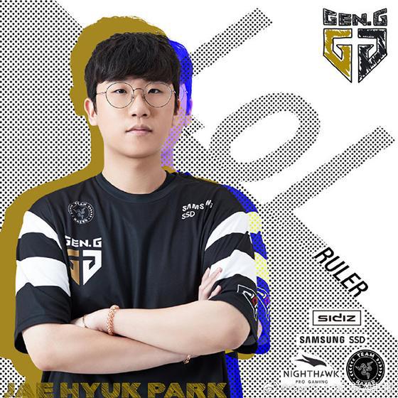 场球迷所营 场球迷所营