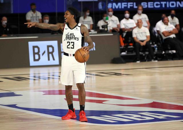 替补出场 替补出场