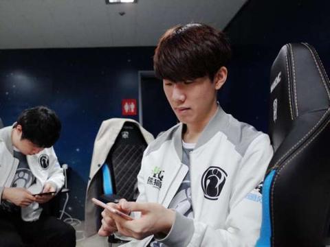 牵扯边卫 牵扯边卫